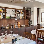 Ayasoluk & Restaurant セルチュク